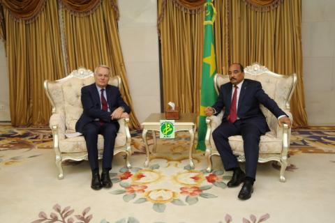 هولاند يدعو ولد عبد العزيز لزيارة فرنسا خلال&nbsp;أيام