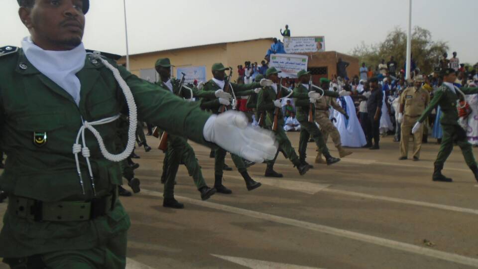 جانب من الحفل الرسمي لرفع العلم الجديد (ألبوم&nbsp;صور)
