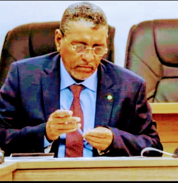 إدوم عبدي اجيد ..&nbsp;يكتب!