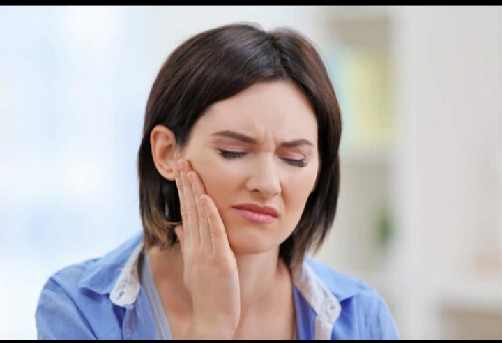 أطباء الأسنان:مشاكل الجيوب الأنفية والحساسية الموسمية قد لا تقتصر على أعراض مثل احتقان الأنف والصداع&nbsp;فقط