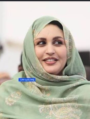 الوزيزة النها بنت الشيخ سيديا تعلق على التطورات الأخيرة في&nbsp;السينغال